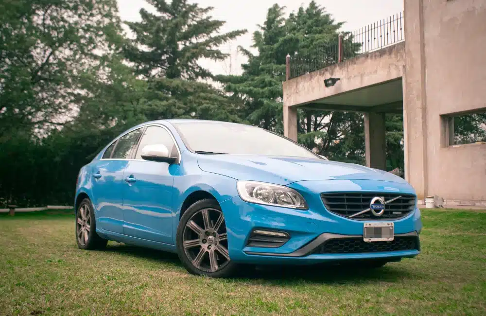 Volvo (วอลโว่)