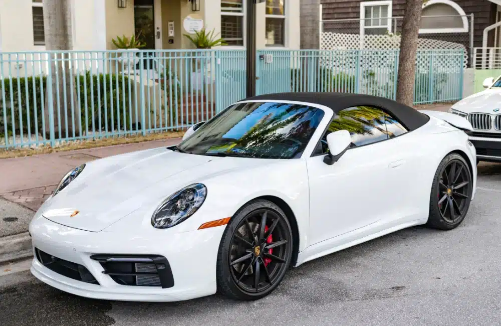 Porsche (ปอร์เช่)