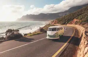 ขับรถตู้ขึ้นเขา