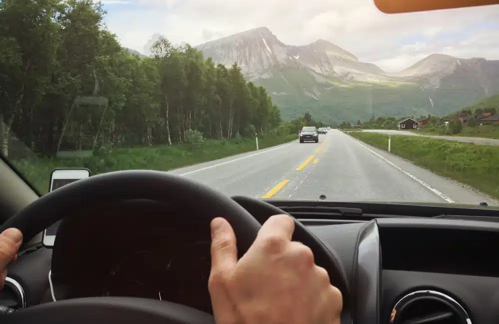 เช่ารถอัลพาร์ดพร้อมคนขับ